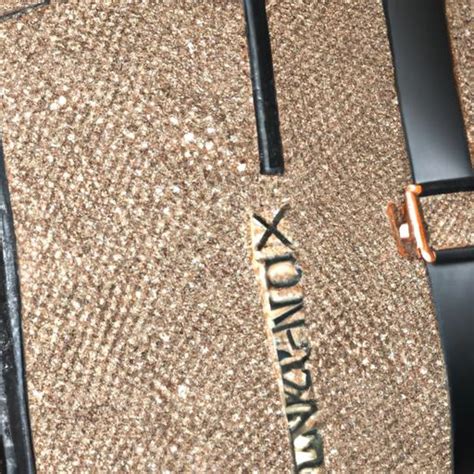 comment reconnaitre un sac michael kors|Michael Kors bag logo.